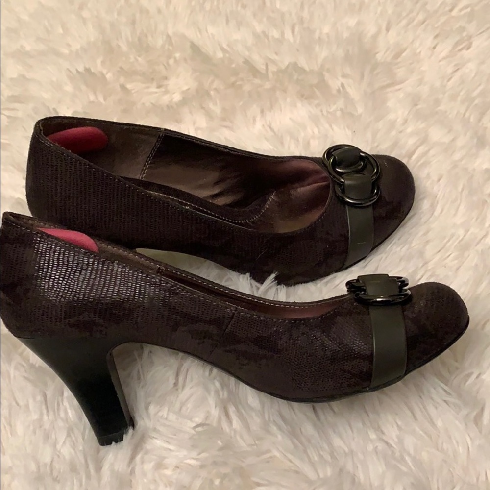 Solesenseability Brown Pumps Size 8 Medium